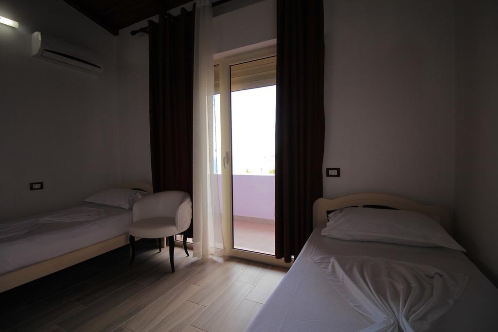 Hotel Keisa Dhërmi Eksteriør billede